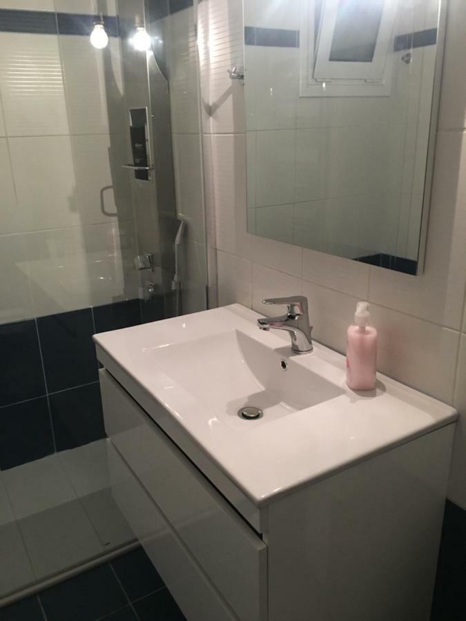 Central 2-Bedroom Luxury Apartment Kandiye Dış mekan fotoğraf